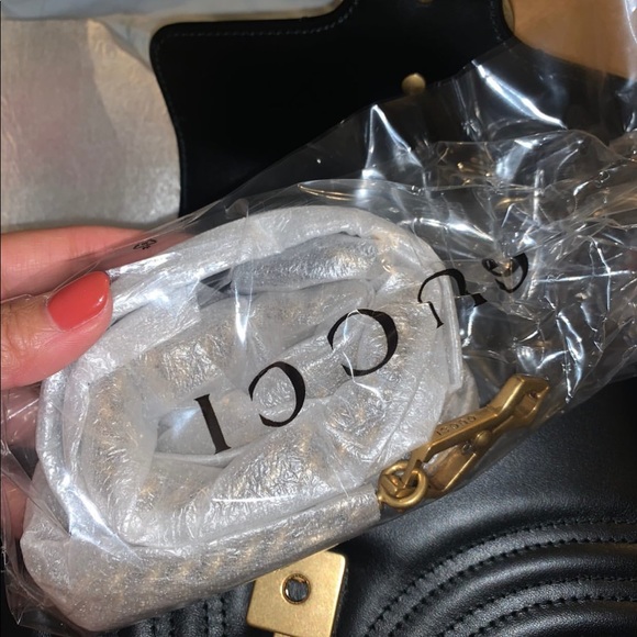 🚫SOLD🚫Gucci GG Marmont Mini Top Handle Bag - Picture 7 of 8